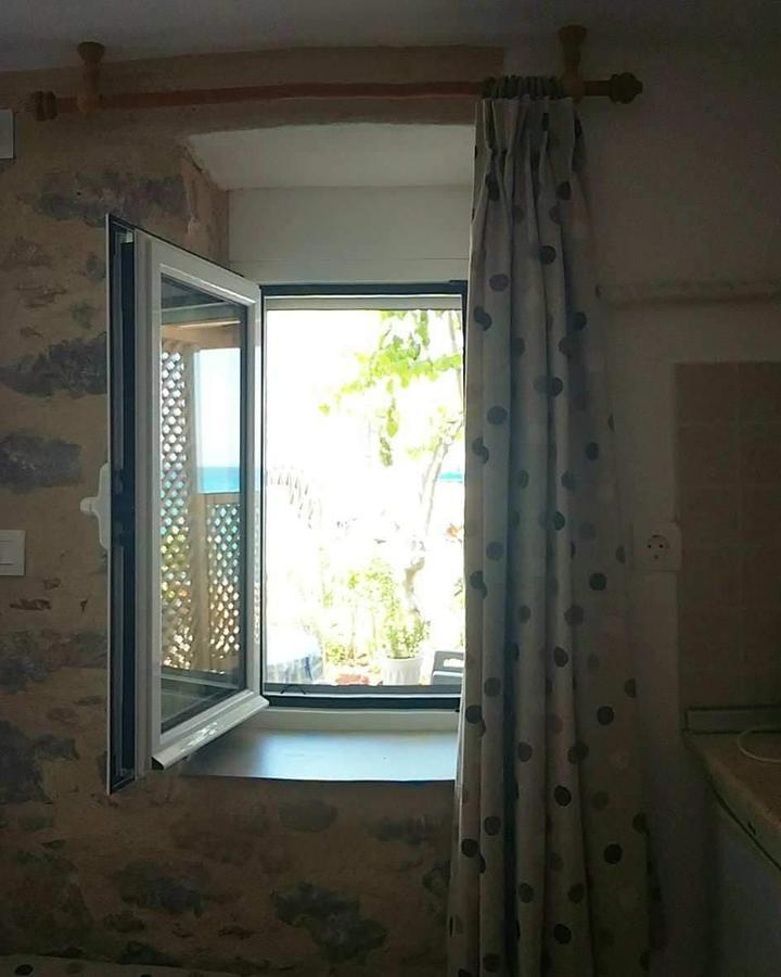 Spiros Apartments 里瓦的亚 外观 照片